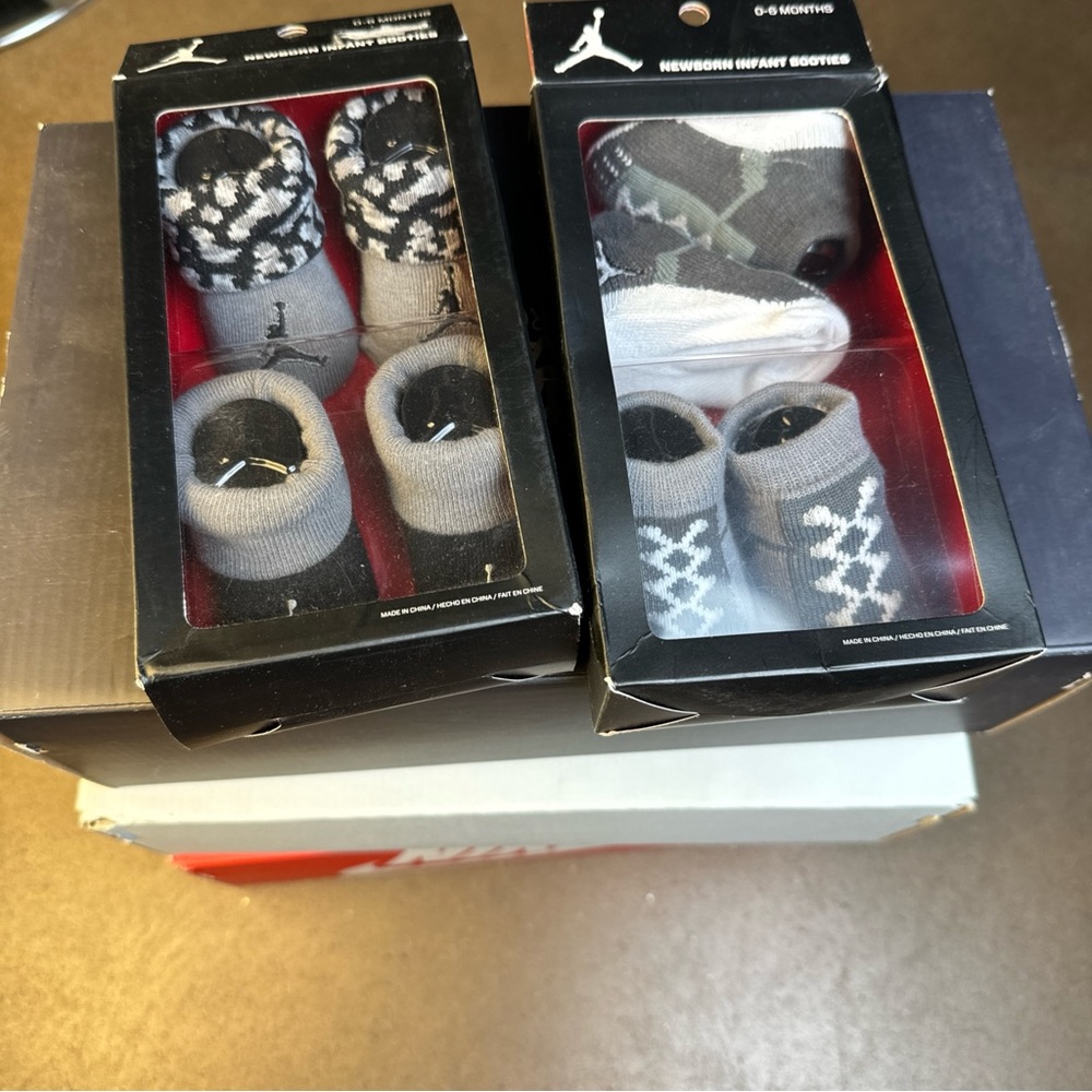 2 sets of Jordan infant socks nwt